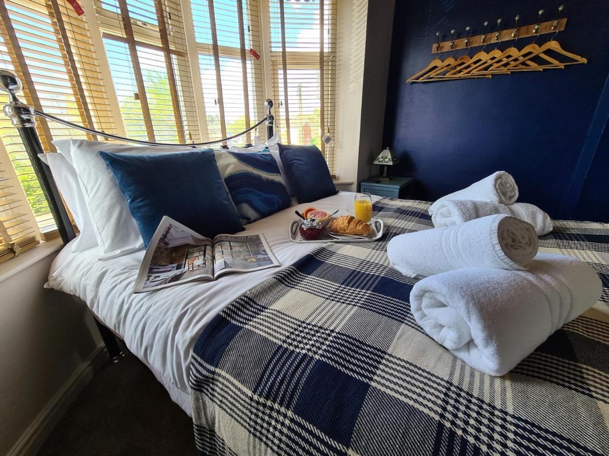 Rumer Hill House A Unique Boutique Styled Place To Stay In Cannock Close To A5 The Mcarthur Glen Outlet Great Wyrley Ngoại thất bức ảnh